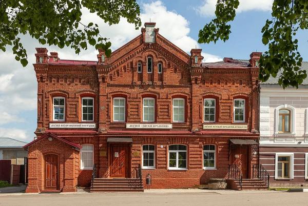 Кусочек «светлого прошлого»: как умирающее российское село стало туристической жемчужиной