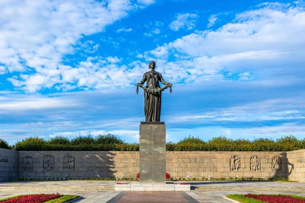 «Подвигу твоему, Ленинград!». В Санкт-Петербурге возродили советский экскурсионный маршрут