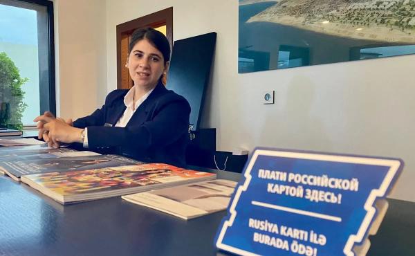 С июня 2025 года платить картами «Мир» можно будет на зарубежном морском курорте