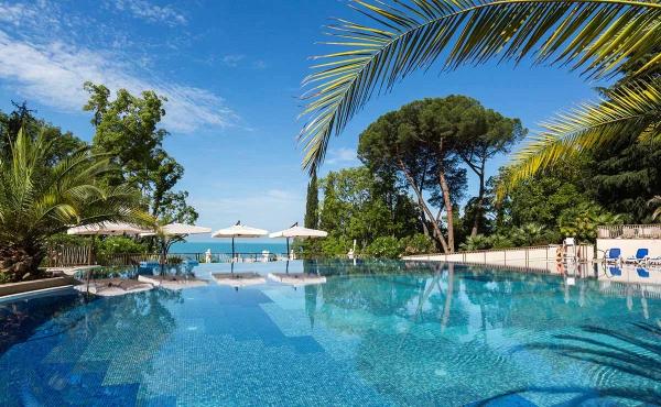 «Русский Экспресс» предложил гарантированные номера в Swissotel Resort Sochi Kamelia 5*